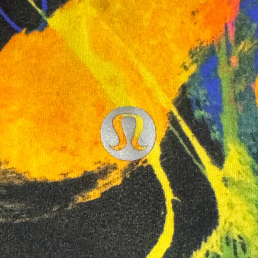 Lululemon Invigorate Training Tank Top in Undertone Black Multi Sz 2